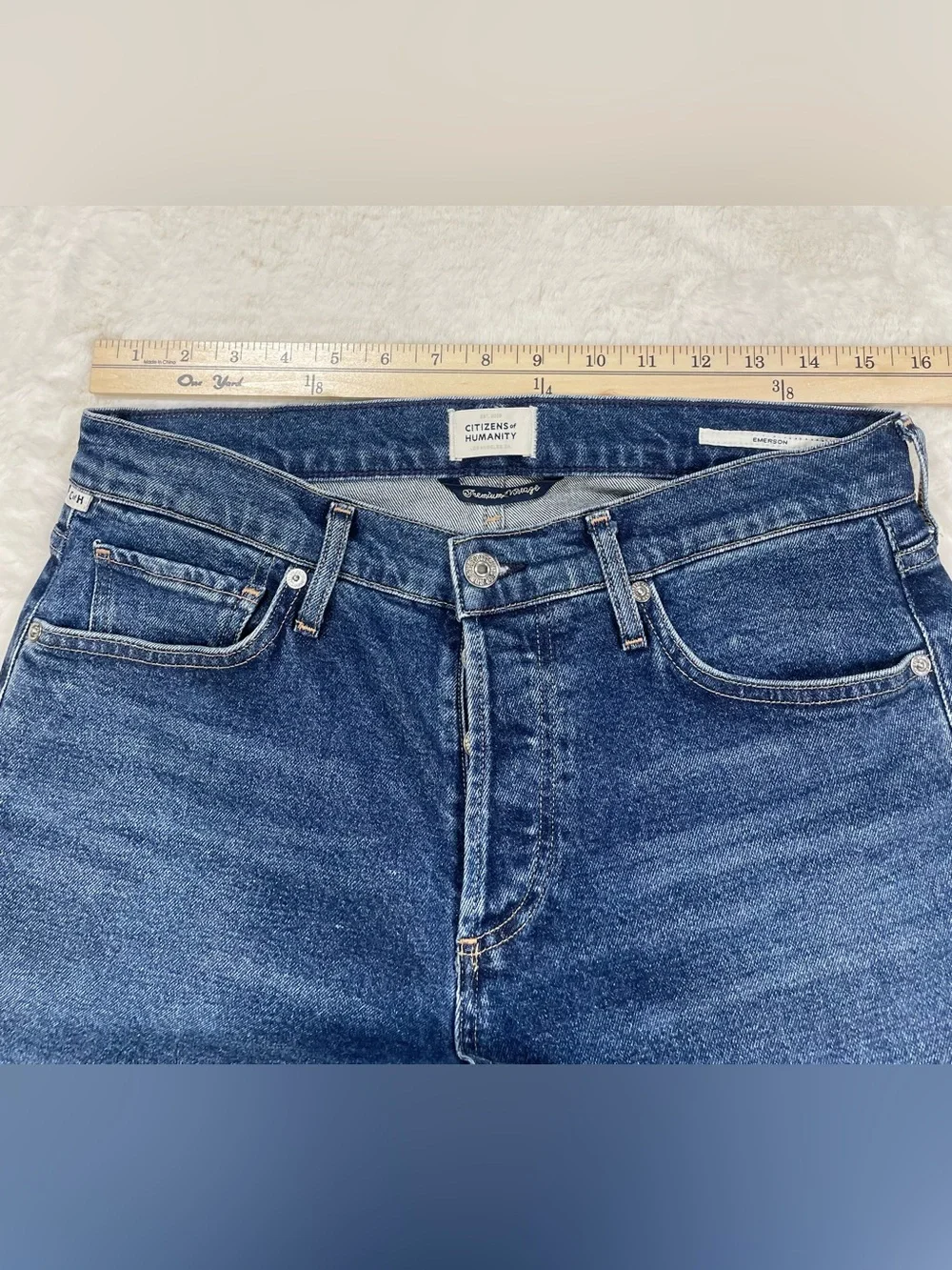 Citizens Of Humanity Slim Straight Jeans in Dark Blue